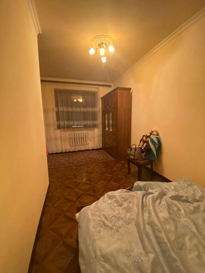 Hero Hostel Ереван Екстериор снимка