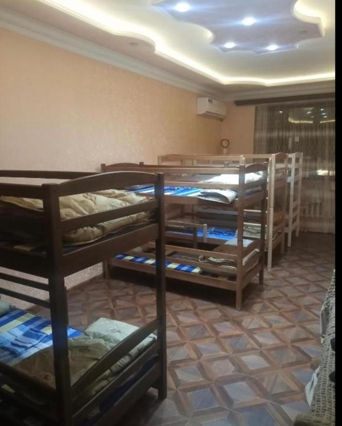 Hero Hostel Ереван Екстериор снимка